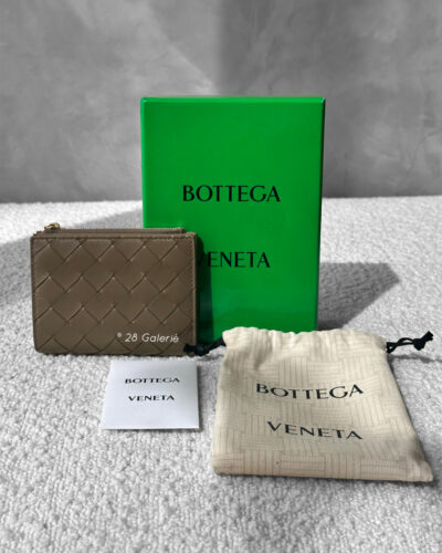 Bottega Veneta Pinecone Wallet in Intrecciato Leather and Gold Hardware