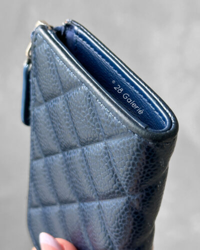 Chanel Navy Blue Vintage Zippy Wallet in Caviar Leather and Silver Hardware