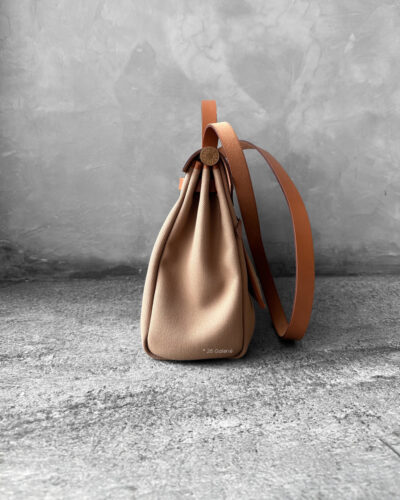 Hermes Natural Vache and Beton Toile Zip 31 Herbag and Gold Hardware