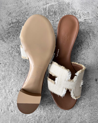 Hermes Beige Femme Oasis en Toile Fabric Slide Sandal