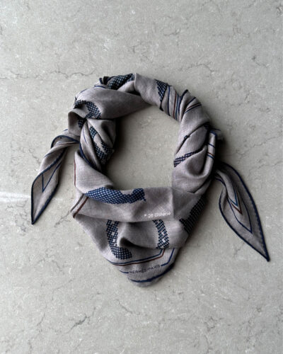 Saut Hermès losange cashmere and silk with hand-rolled edges