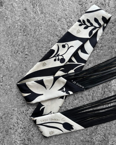 Hermes Bouquet Final Leather Fringe Twilly - Cream Black