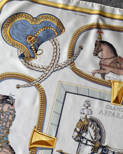 Hermes Grand Apparat Forever Scarf 90 - Creme Gold Multicolored